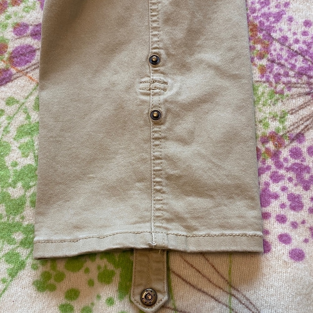 Democracy “Ab” Technology Beige Cargo Pants, Women’s Size 8 - Picture 12 of 14